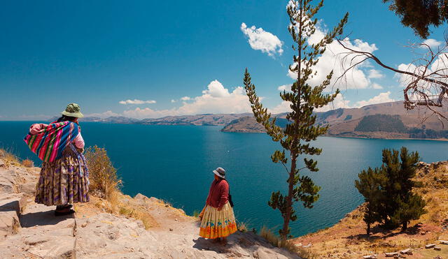 Bolivia posee maravillosos paisajes acuáticos, como el lago Titicaca y Hediondo, así como la laguna Colorada. Por su parte, Paraguay cuenta con parajes como el Salto Cristal y el lago de la República. Foto: AFS Costa Rica