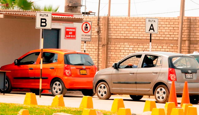 ¡Atención! Si choca durante tu examen de conducción: ¿debes pagar los daños? ¡Toma nota! Foto: Andina