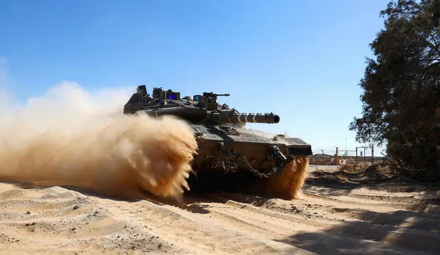 Tanque del ejército israelí operando cerca de la frontera con la Franja de Gaza el 30 de mayo de 2024. Foto: Jack Guez / AFP