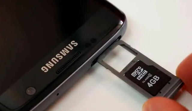 Solo los equipos de gama de entrada y media están incluyendo espacio para la microSD. Foto: Samsung