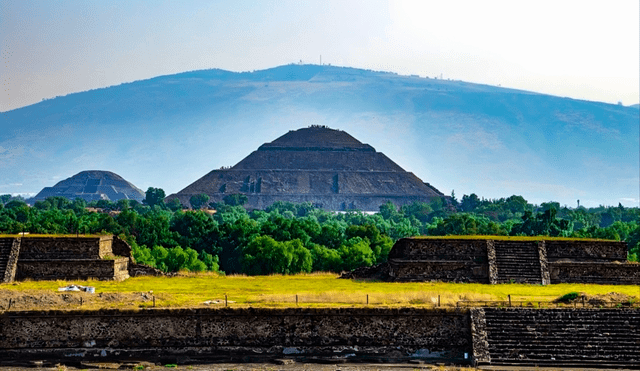 Es la pirámide más voluminosa del mundo y ubicada en América Latina. Foto: Expedia
