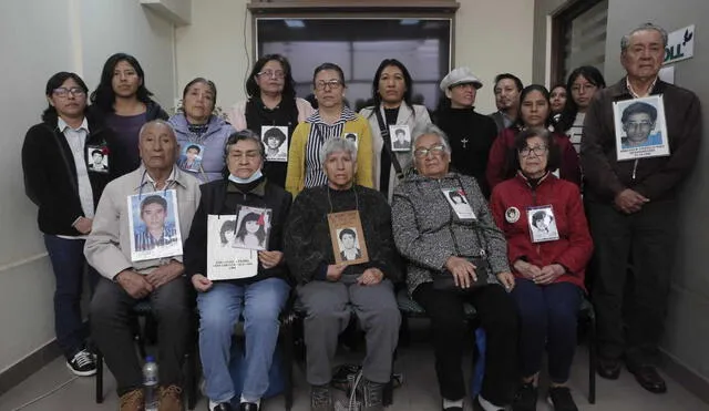 Durante 40 años los familiares de las víctimas buscan justicia ante las autoridades. Foto: Marco Cotrina- La República.