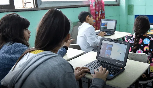Meduca entregará computadoras a los colegios en Panamá. Foto: Meduca