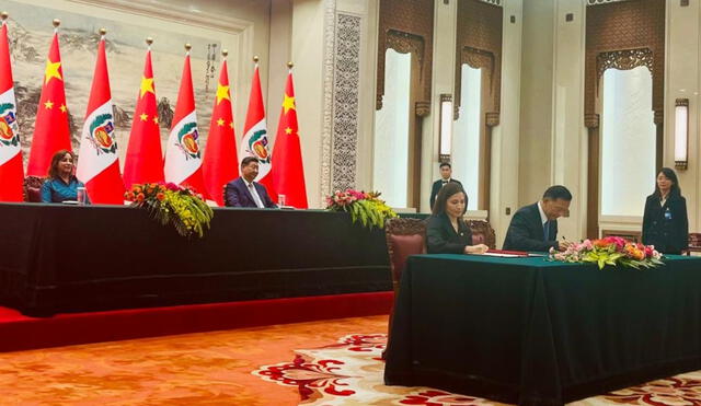 El Grupo La República y el Grupo de Medios de China firmaron un convenio de cooperación para coproducir contenido. Foto: cortesía/LR