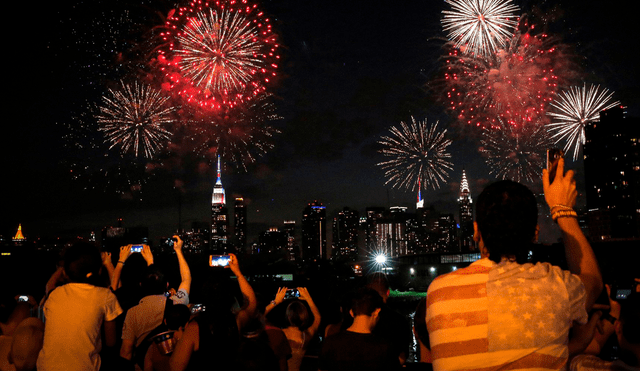 Estados Unidos celebra el 4 de julio con fuegos artificiales para conmemorar el Día de la Independencia. Foto: Reuters