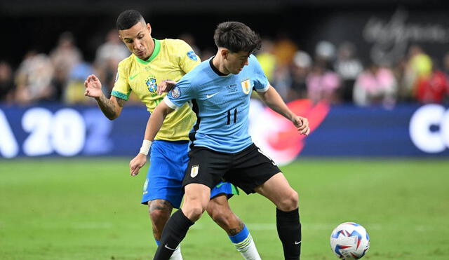 Uruguay y Brasil protagonizaron un partidazo por los cuartos de final de la Copa América. Foto: AFP