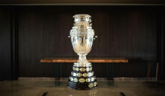 El campeón de la Copa América 2024 levantará el trofeo original creado en 1917. Foto: Conmebol