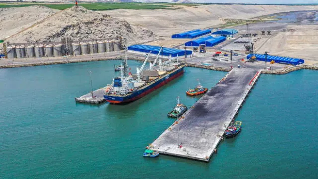 Puerto de Salaverry. La región de La Libertad, ubicada en el norte de Perú, se ha convertido en un epicentro de exportación de carbón, con el puerto de Salaverry como punto clave para este comercio. Foto: difusión