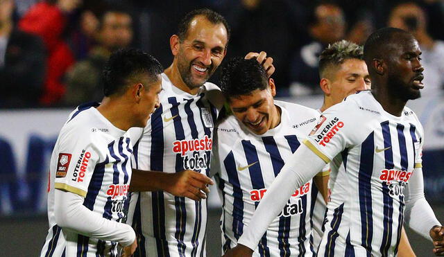 Hernán Barcos lleva 11 goles con Alianza Lima en esta temporada. Foto: Luis Jiménez/GLR