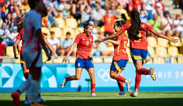 España femenino empezó con pie derecho su aventura en París 2024. Foto: X/España