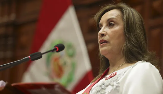 Boluarte Zegarra brindó su segundo mensaje presidencial afrontando 6 investigaciones fiscales. Foto: Presidencia Perú.