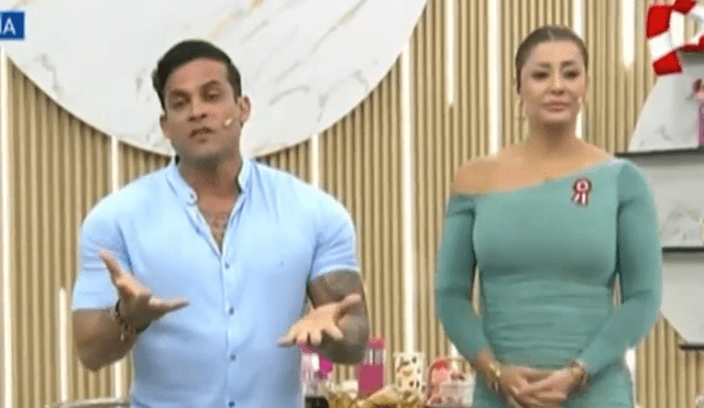 Karla Tarazona no se pronunció en 'Préndete' sobre el beso con Christian Domínguez. Foto: Panamericana TV