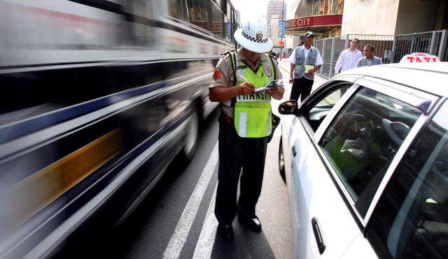 Es posible cancelar tus papeletas de tránsito a través de internet. Foto: Andina