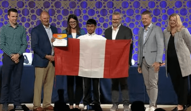 Rodrigo estuvo presente en el Campeonato Mundial de Microsoft Office 2024. Foto: difusión