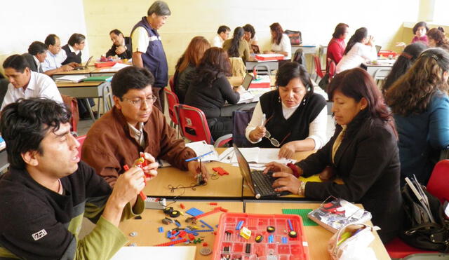 Minedu ofrece taller gratuitos para docentes con la edición II Tecnotic 2024. Foto: Minedu