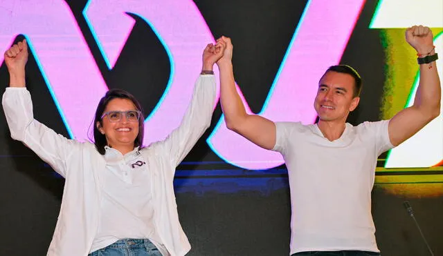 Daniel Noboa ratificó su candidatura a la Presidencia de Ecuador y presentó a María José Pinto como su mano derecha. Foto: AFP