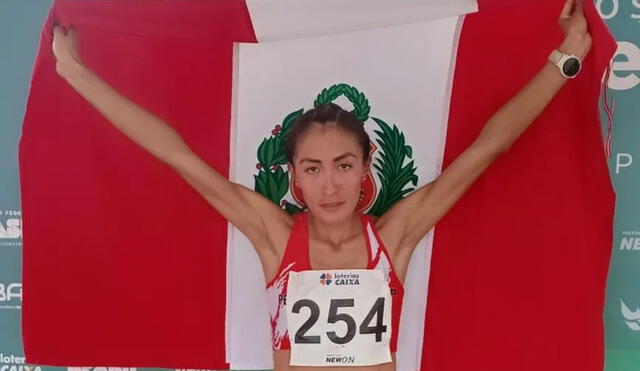 Thalía Valdivia logró en el puesto 18 en la maratón femenina de París 2024, con un tiempo de 2h:29:01, siendo la primera latinoamericana en completar la carrera. Foto: Instagram Thalía Valdivia