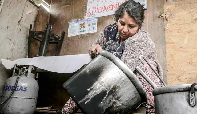 El presidente de la olla común en VMT destaca la necesidad de una intervención del Gobierno para abordar los casos de anemia y desnutrición en niños del distrito. Foto: John Reyes/La República