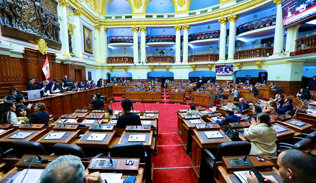 Pese a que se puso en agenda, no se debatió la suspensión de Lizarzaburu. Foto: Congreso