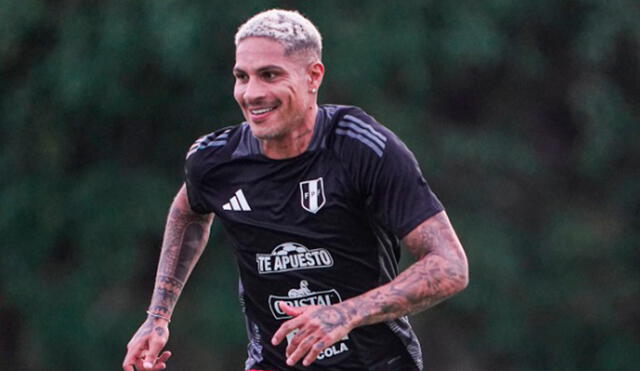 Paolo Guerrero jugó menos de 6 meses en César Vallejo. Foto: FPF