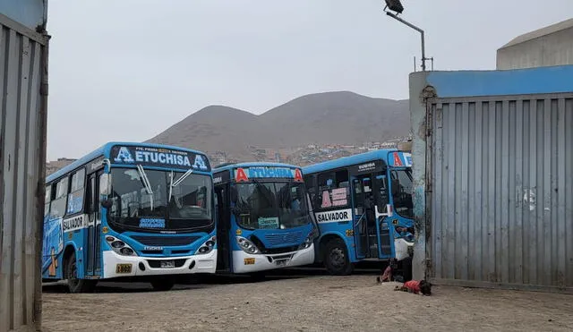 Preocupación y miedo. Conductores de la empresa Los Chinos no salieron a trabajar con sus buses por los ataques que sufren. Piden acciones a autoridades.