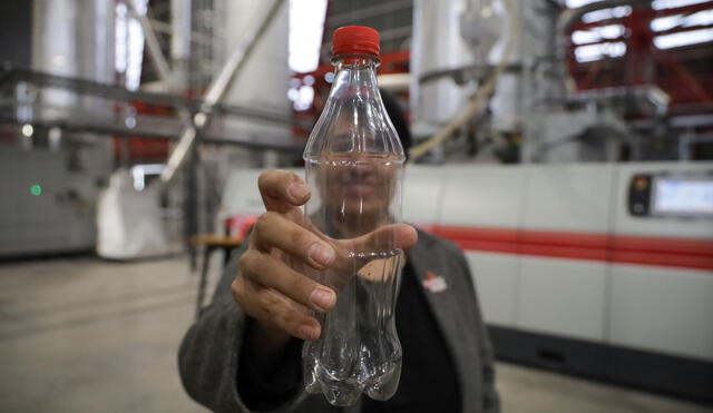 La primera planta de plástico en Latinoamérica. Foto: EFE