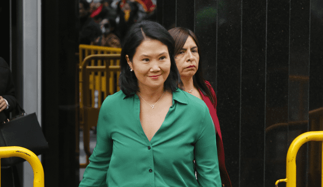 Keiko Fujimori espera la decisión de los jueces frente a las leyes del Congreso