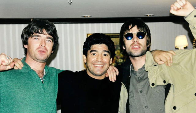 Los hermanos Gallagher conocieron a Diego Maradona en plena gira de promoción de su tercer disco. Foto: Noel Gallagher/X