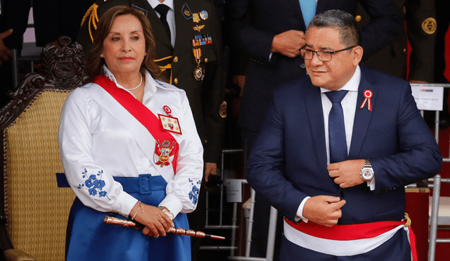 Boluarte y Santiváñez se reunieron el lunes 26 de agosto, un día después de que se diera a conocer las supuestas condiciones para ser nombrado ministro. | Foto: Carlos Contreras /  La República.