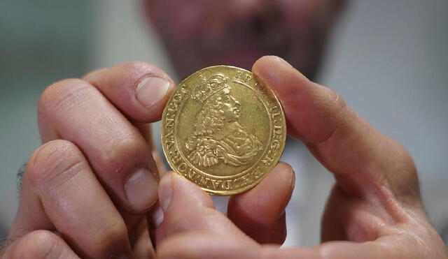 La colección de monedas de Lars Emil Bruun, magnate danés de la mantequilla, saldrá a subasta después de permanecer oculta durante cien años. Foto: CBS News