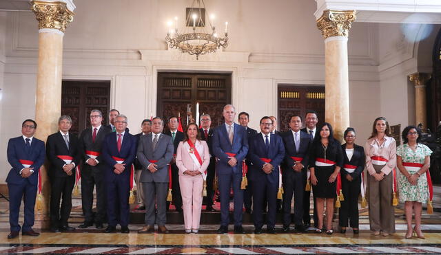 Integrantes del gabinete ministerial del gobierno de Dina Boluarte a inicios de setiembre de 2024