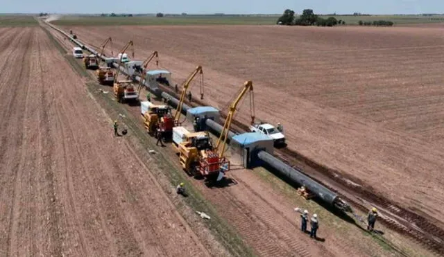 En esta obra se usaron por primer vez se usaron en el país soldadoras automáticas. Foto: Perú Construye