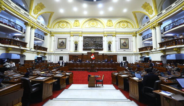 El Congreso recorta facultades a la Fiscalía y continúa avasallando la institucionalidad.