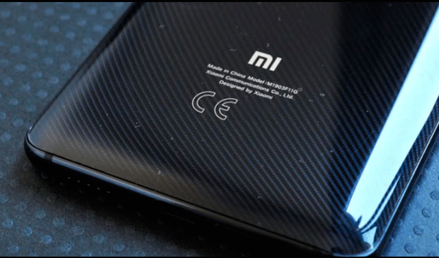 Este celular Xiaomi tiene las siglas CE que significan que fue importado desde China. Foto: Fayerwayer