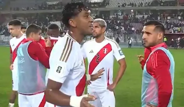 Renato Tapia fue el capitán de la selección peruana ante Colombia. Foto: captura de X