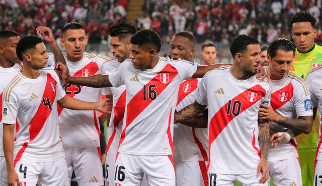 La selección peruana tiene a 7 jugadores amonestados previo al partido contra Ecuador. Foto: FPF