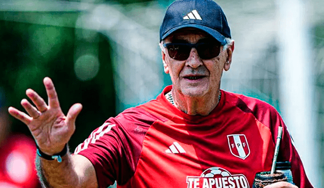 Jorge Fossati ha dirigido 5 partidos oficiales con la selección peruana. Foto: composición LR/AFP