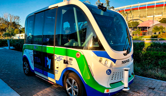 Este bus eléctrico destaca por su funcionamiento autónomo y por ser una solución de transporte respetuosa con el medio ambiente. Foto: Autoxarg.