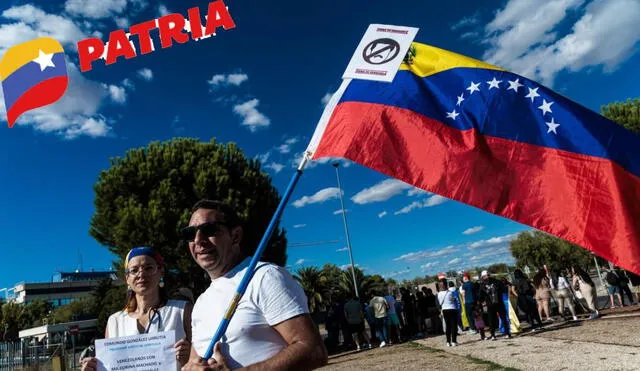 La mayoría de bonos de la patria se entregan por la plataforma del mismo nombre. Foto: composiciónLR/AFP/Patria