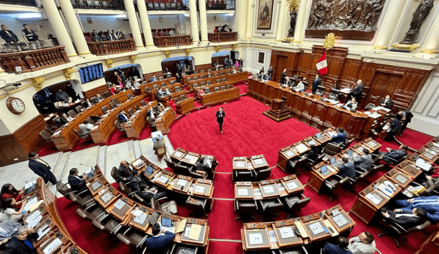 Convocatoria fue realizada por Eduardo Salhuana. Foto: Congreso