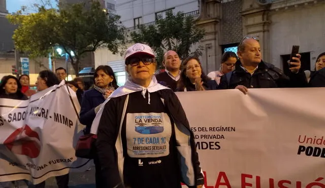 Trabajadores y trabajadoras del MIDIS manifiestan que la desaparición de esta cartera ministerial afecta los servicios que brinda, como los que otorga a través del Centro Emergencia Mujer