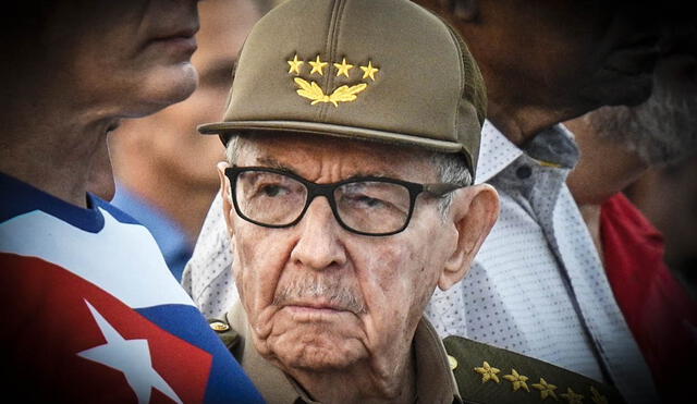 A sus 93 años, Castro, quien dejó el poder en 2018, sigue siendo relevante en la isla. Su fallecimiento podría marcar el fin de una era, aunque el régimen conserva el control en manos de una élite. Foto. AFP