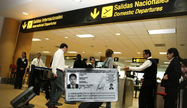 ¿Tienes un vuelo y perdiste tu DNI?: estos son los documentos que te permitirán viajar en Perú, según Lima Airport Partners. Foto: Composición LR / El Peruano / Andina