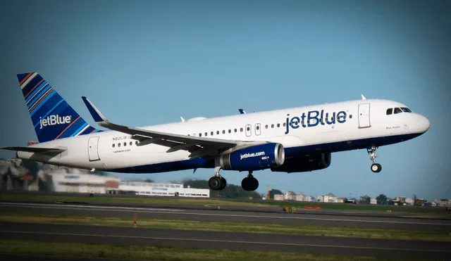 JetBlue anuncia que cerrará 50 destinos de su catálogo de vuelos comerciales en Estados Unidos. Foto: Travel+Leisure