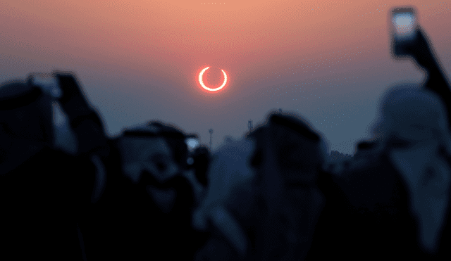 Un eclipse solar anular es conocido como 'anillo de fuego' y es el primer evento astronómico de octubre. Foto: Intriper