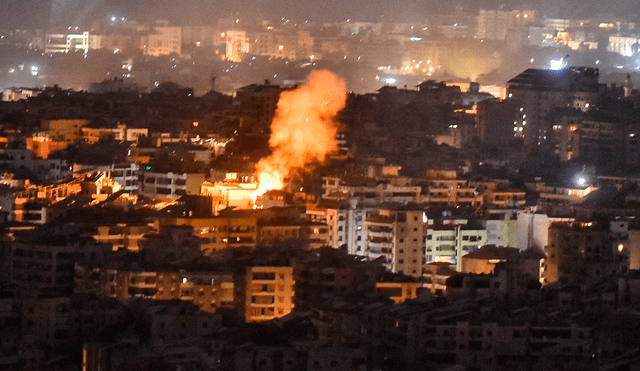 Ejército israelí afirma que se lanzaron misiles desde Irán hacia Israel. Foto: AFP