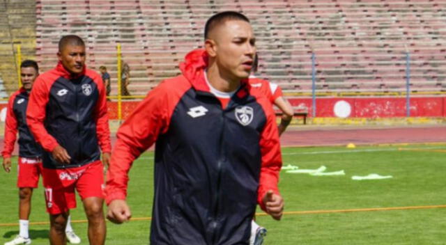 Jean Deza, delantero de Sport Huancayo