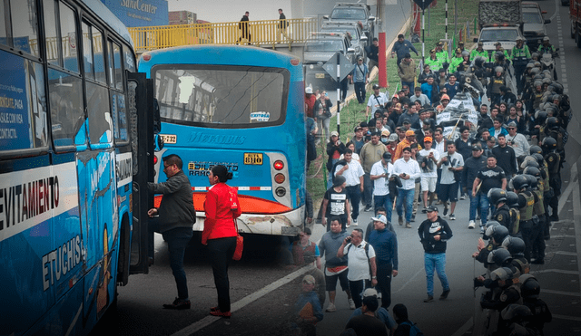 Varados. El 26 de septiembre Lima y Callao quedaron paralizados por un paro de transportistas contra el Gobierno y su inacción frente a las bandas de extorsionadores. Hoy todo sigue igual.