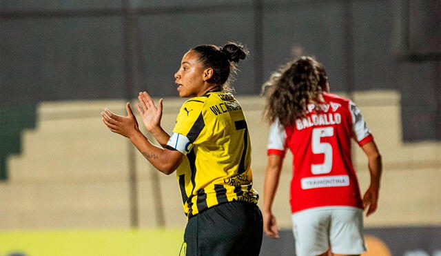 Peñarol empató 0-0 con Santa Fe en su debut en la Copa Libertadores Femenina 2024. Foto: Peñarol Femenino/X