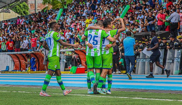 Llacuabamba y Comerciantes FC jugaron en Huamachuco. Foto: difusión